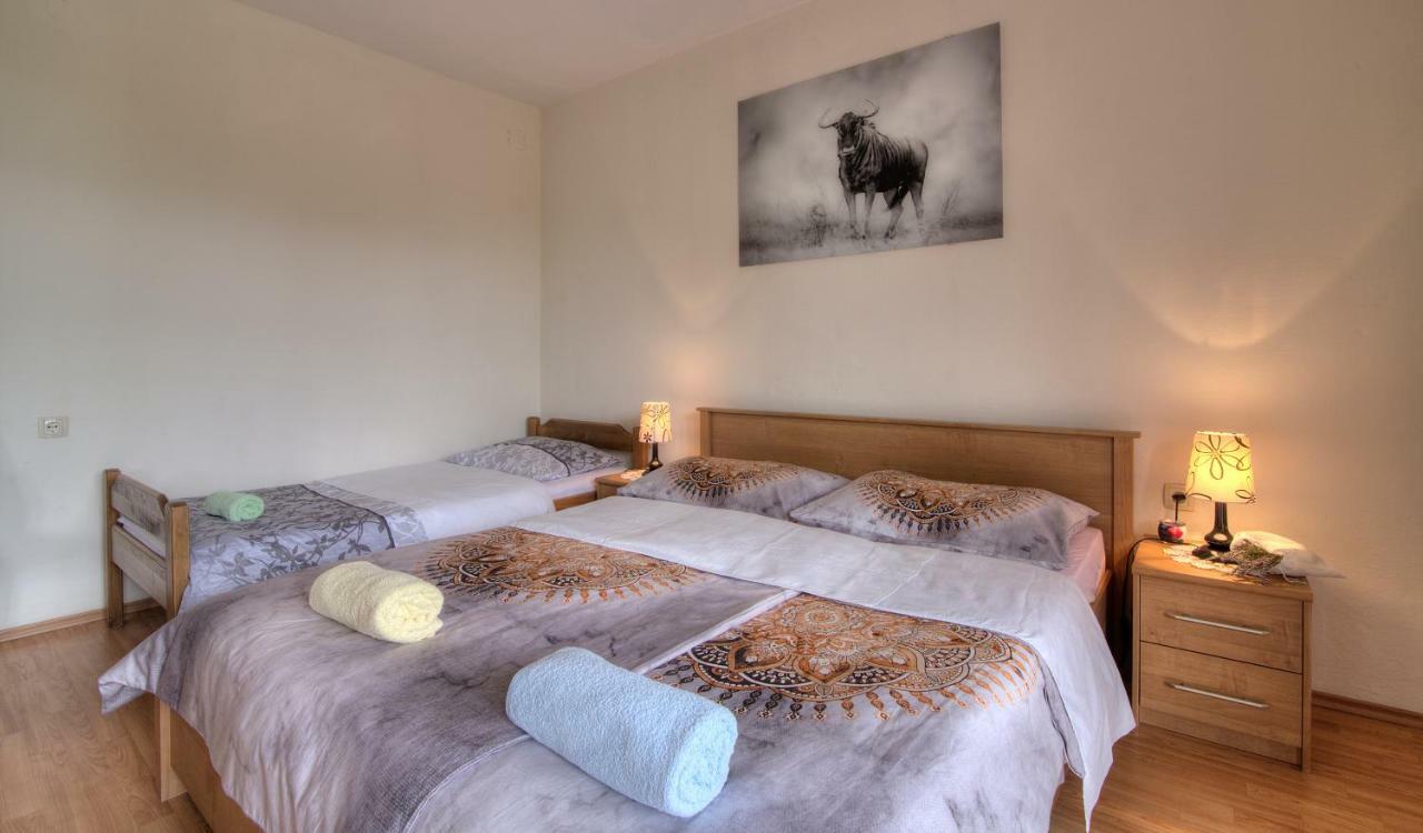 Apartment Marijanka Senj  Exteriör bild