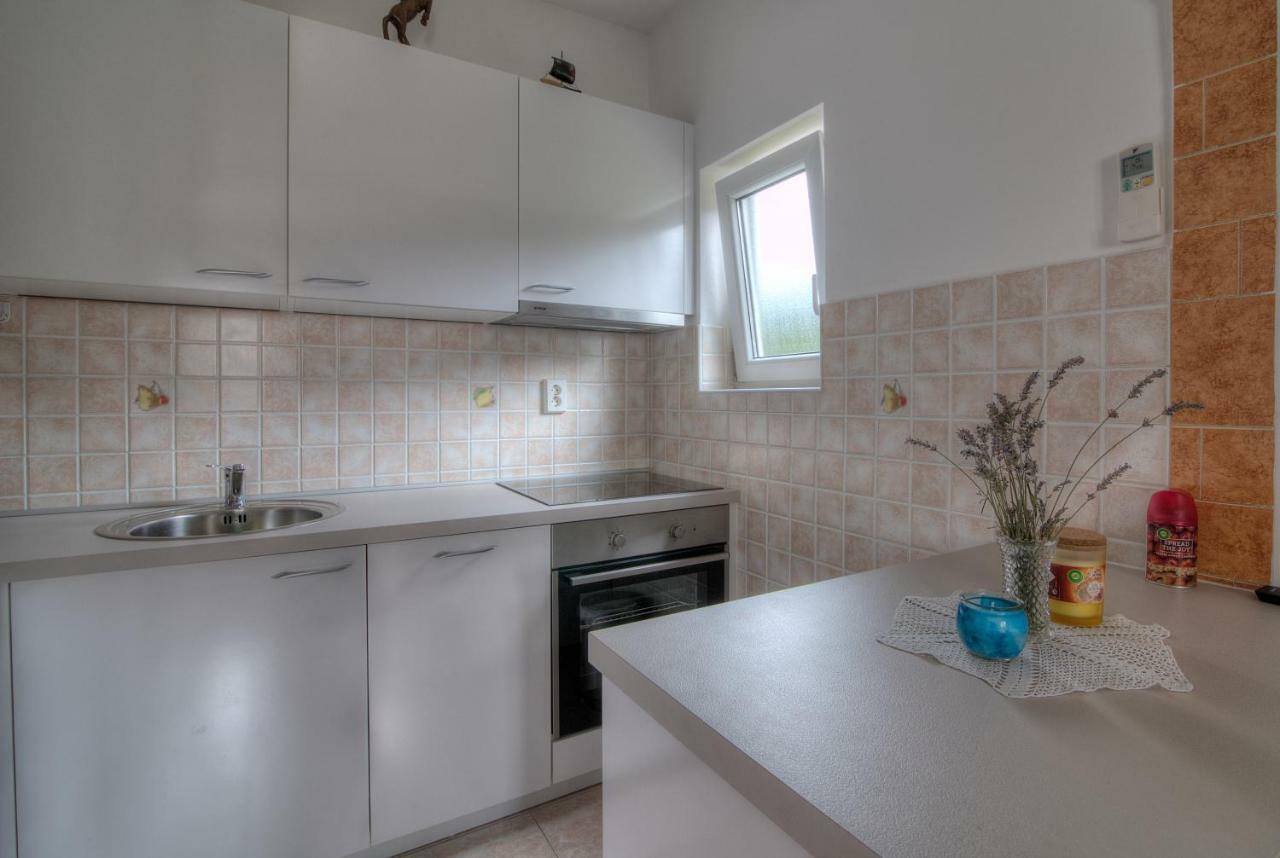 Apartment Marijanka Senj  Exteriör bild